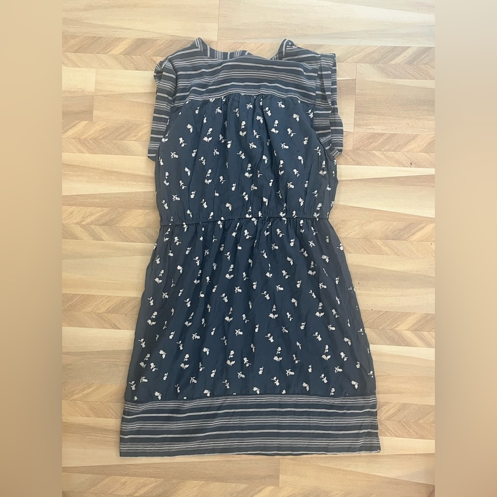 LOFT blue and white floral dress - Picture 5 of 5